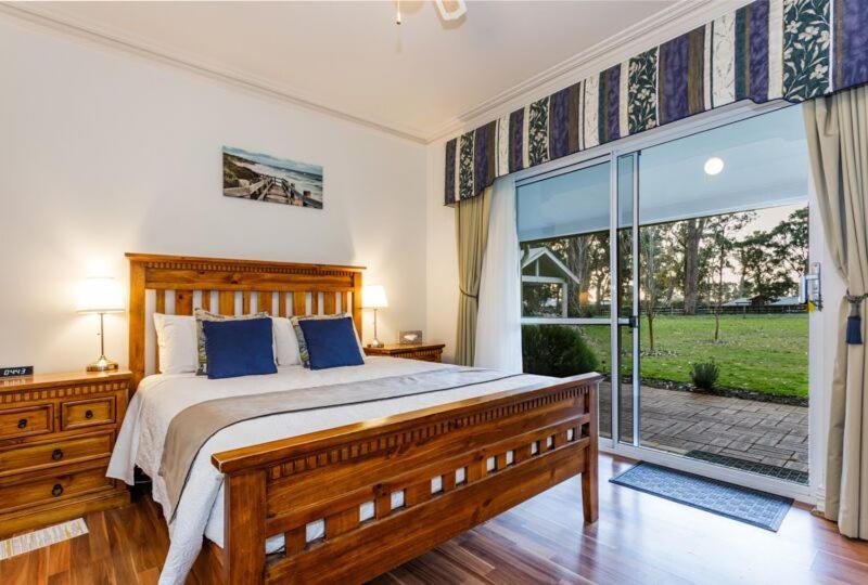 Inn The Tuarts Guest Lodge Busselton Accommodation - Adults Only Dış mekan fotoğraf