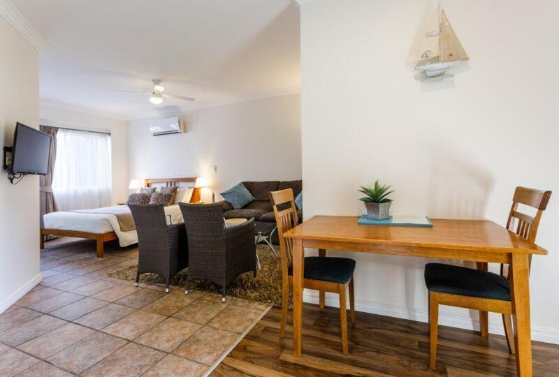 Inn The Tuarts Guest Lodge Busselton Accommodation - Adults Only Dış mekan fotoğraf