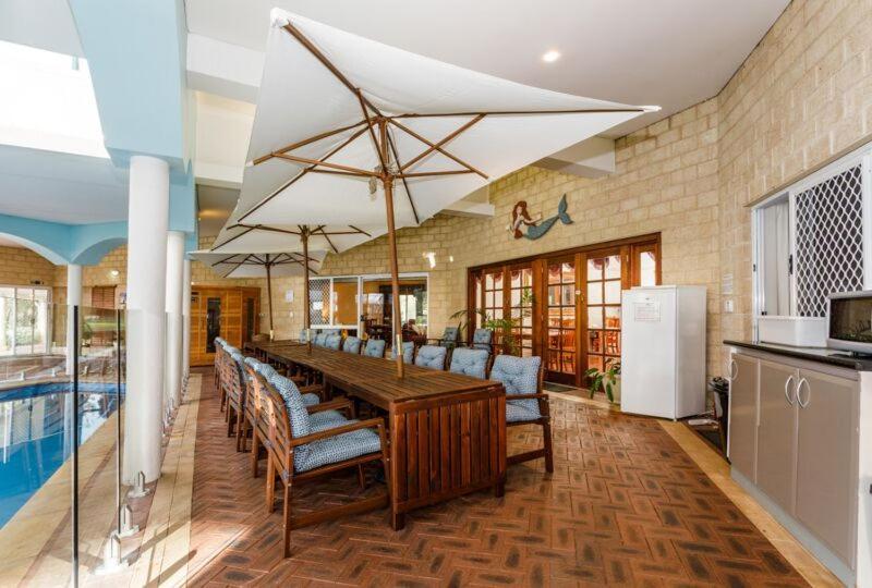Inn The Tuarts Guest Lodge Busselton Accommodation - Adults Only Dış mekan fotoğraf