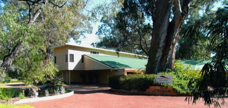 Inn The Tuarts Guest Lodge Busselton Accommodation - Adults Only Dış mekan fotoğraf